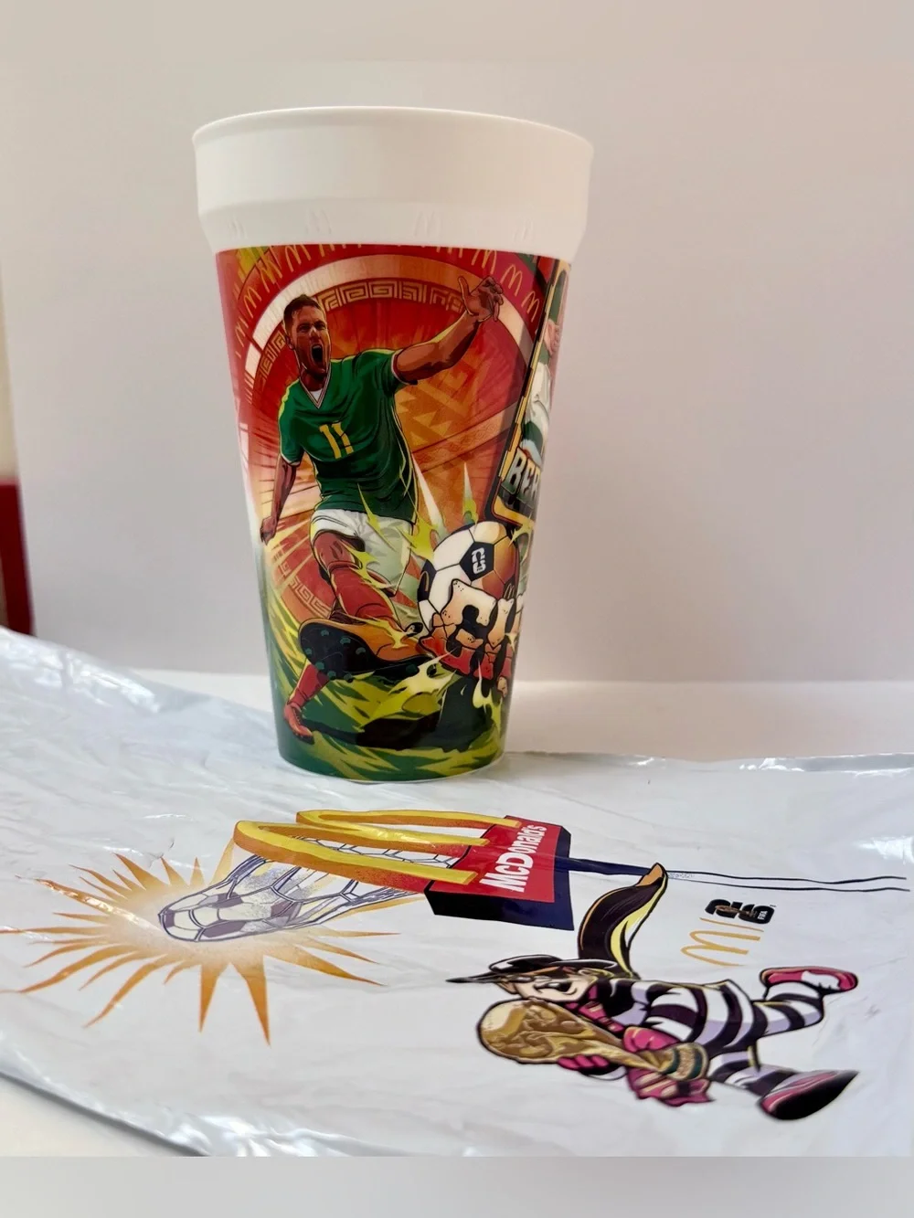 McDonalds FIFA World Cup 2026 Santiago Gimenez Bebote Mexico Collector Cup